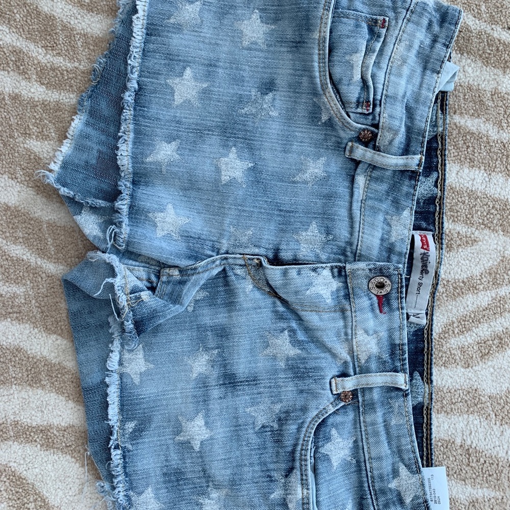 Levi’s Star Jean Shorts